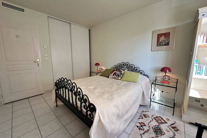 Gîte pour 4 personnes, avec balcon et jardin, animaux acceptés dans Gare D Antibes - 4