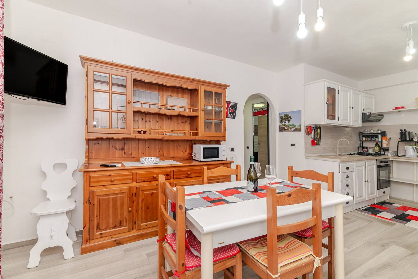 Appartamento intero, Appartamento 'Casa Murticciola' con Balcone e Aria Condizionata in Parco Nazionale dell'Arcipelago di La Maddalena, Isola della Maddalena