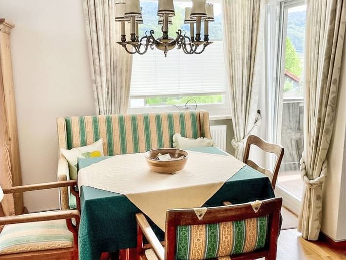 Ferienwohnung für 2 Personen, mit Balkon in Bergen (Chiemgau)