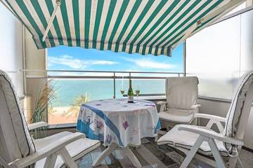 Gîte pour 5 personnes, avec balcon dans Plage Carras Nice