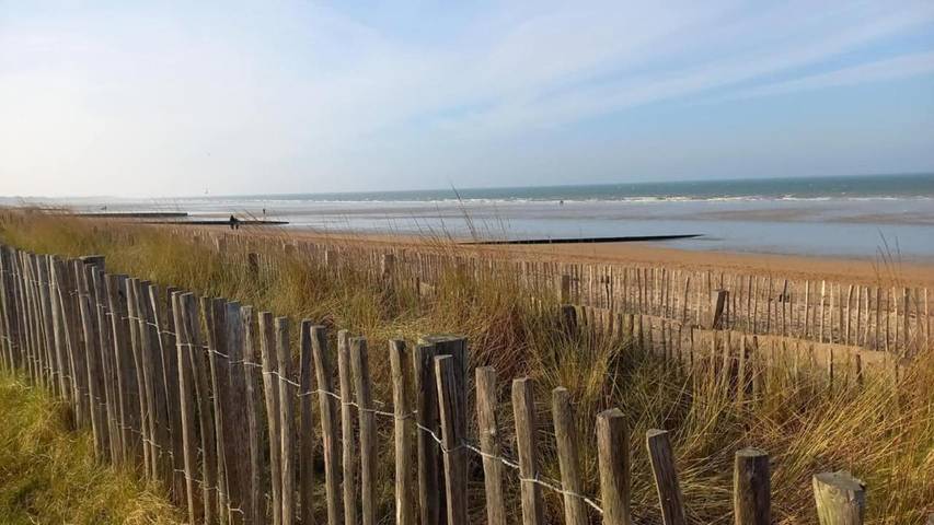 Gîte pour 4 personnes, avec vue et balcon à Colleville-Montgomery