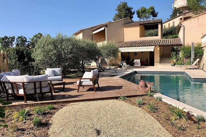 Maison d’hôte pour 4 personnes, avec Jardin et Piscine à Pourrières