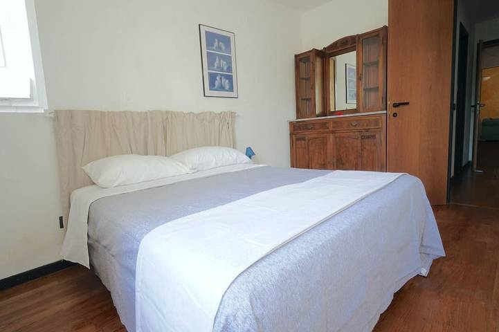 Apartment A in villa with panoramic view in San Salvatore, Cogorno