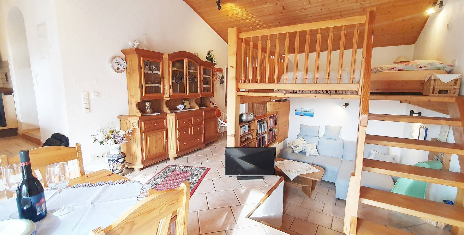 Ganze Ferienwohnung, Steffl Martina - Ferienwohnung 54 qm, 1-3 Pers., großzügige Terrasse, Swimmingpool, Liegewiese in Grassau, Chiemsee