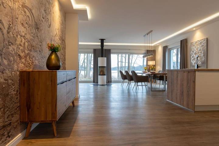 Villa für 6 Personen, mit Terrasse und Garten sowie Sauna und Seeblick in Lychen
