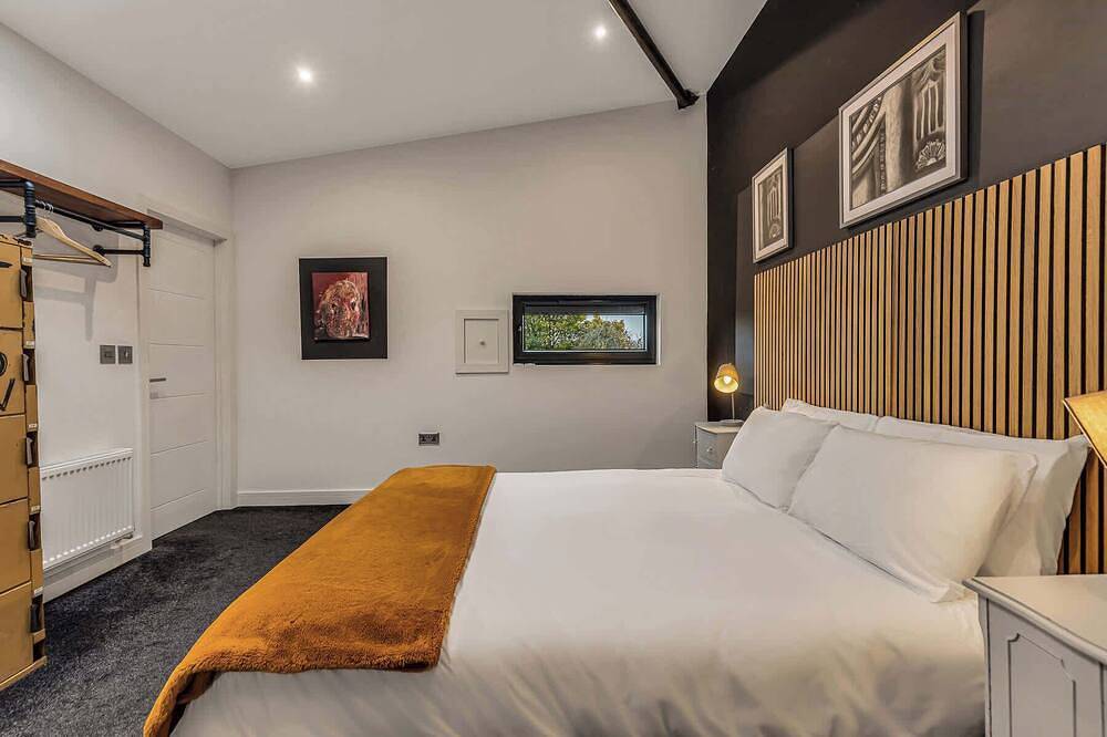 Dragons Barn with Hot Tub in Malvern, Worcestershire