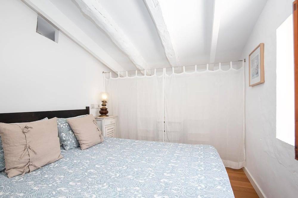 Canamon charming house with private pool. Wifi in Ses Salines, South Majorca