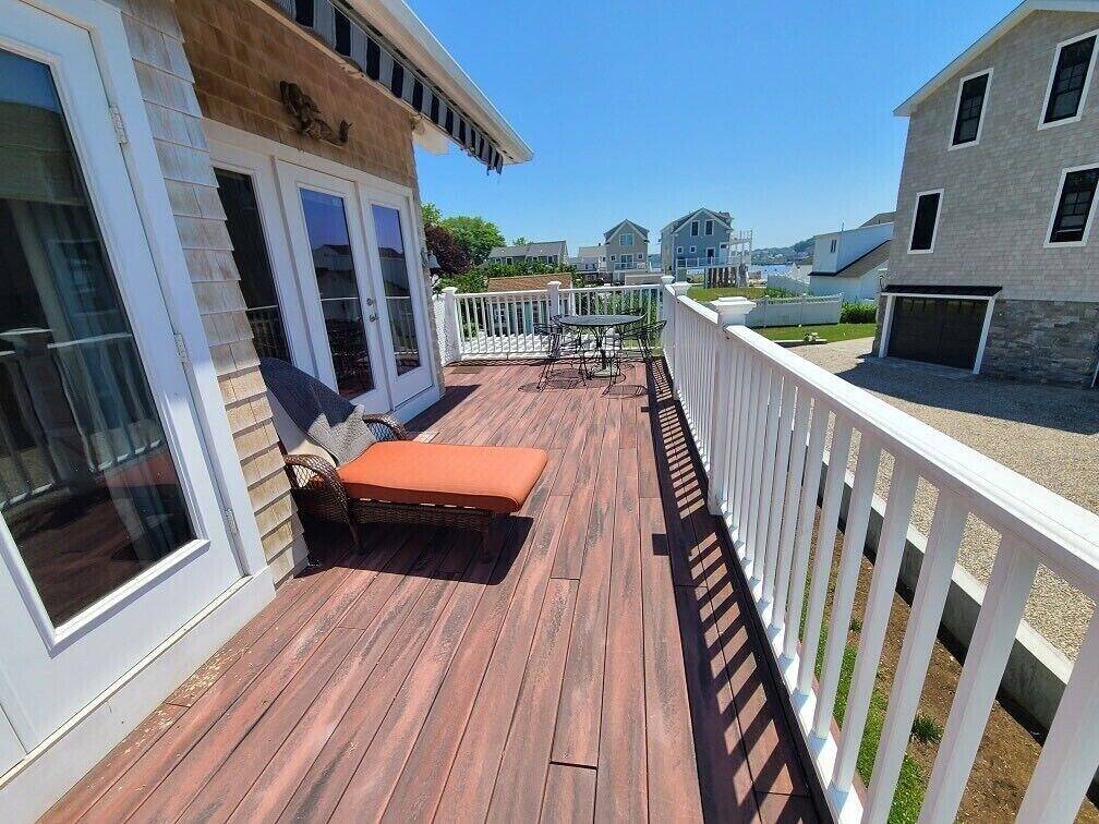 Beach House steps to private beaches in sought after location! in Old Saybrook, Connecticut