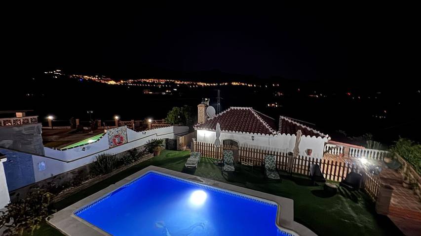 Ferienhaus 'Villa Paloma Frigiliana' mit Meerblick, Wlan und Klimaanlage in Frigiliana, Cordillera Penibética