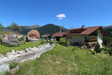 Cottage pour 6 personnes, avec jardin et vue, animaux acceptés à Gries am Brenner