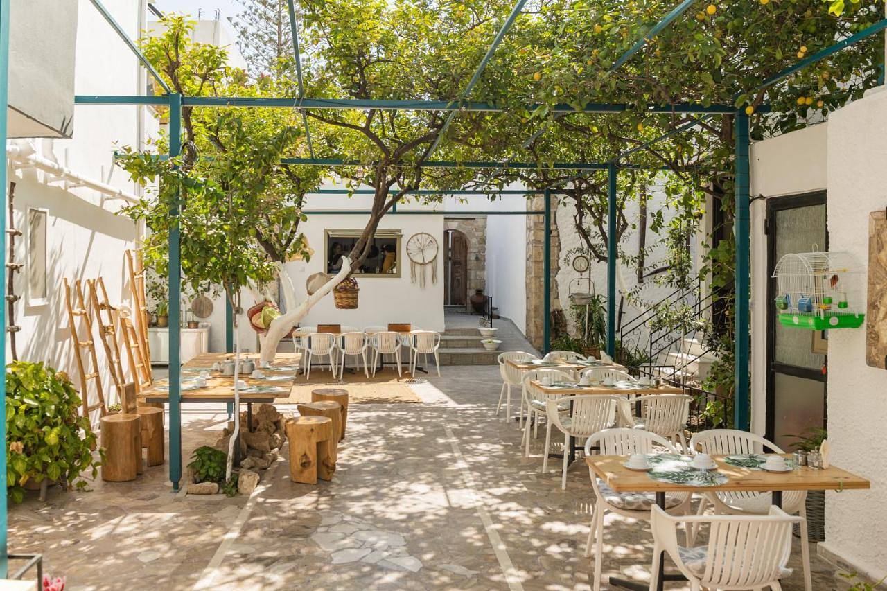 Lefka Hotel & Apartments in Ville de Rhodes, Rhodes