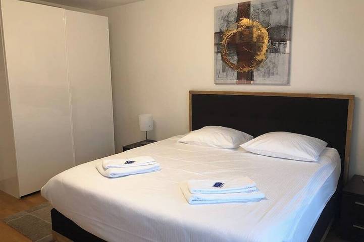 Appartement entier, 2Br apartment near the lake / city center D6 in Zürich Zustellkreis, Zurich