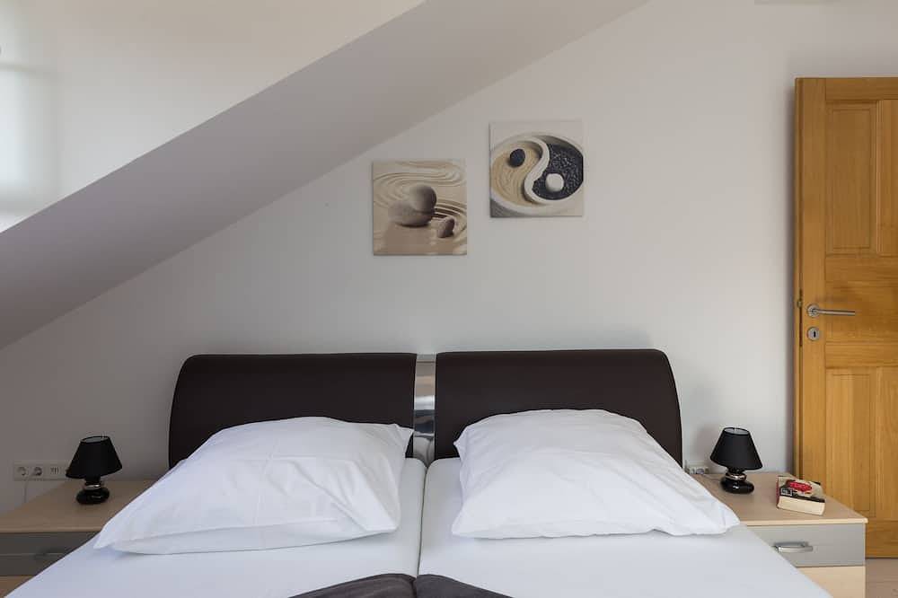 Ganze Wohnung, Ferienwohnung in Dubrovnik mit Swimmingpool und Meerblick in Mokosica, Dubrovnik-Neretva