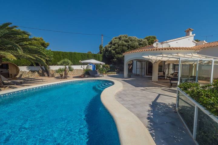 Chalet para 4 personas, con Terraza y Jardín en Montgó