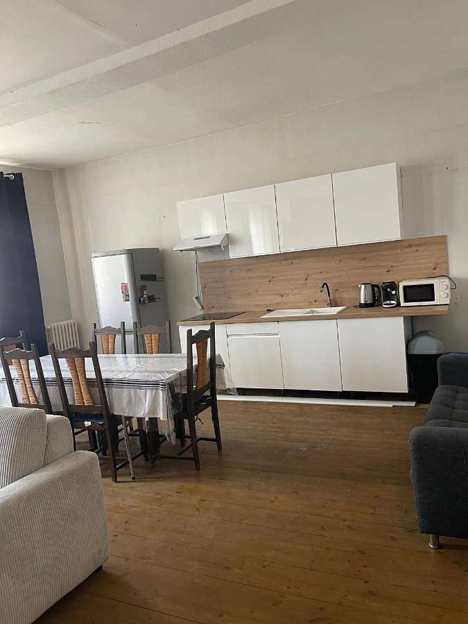 Gîte pour 7 personnes, avec terrasse et vue à Fumel - 3