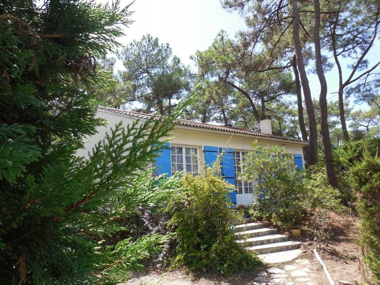 Maison contemporaine proche plage avec jardin privé, 3 chambres, Wifi et piste cyclable à proximité in La Tranche-sur-Mer, Vendée