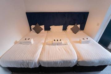 Glamping for 7 People in Liverpool, Merseyside, Photo 1