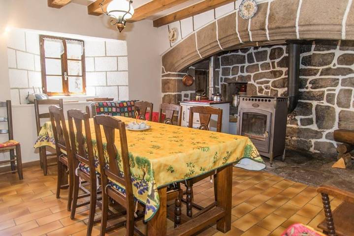 Location de vacances pour 6 personnes, avec terrasse, animaux acceptés à Fau-de-Peyre - 4