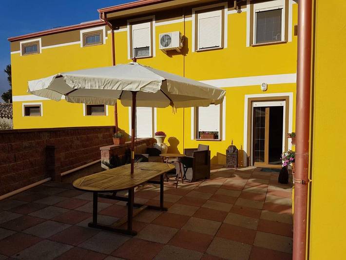Hel lägenhet, Apartment Casa Colonia 2 with Sea View, Terrace & Wi-Fi in Sant'Anna Arresi, Sulcis Iglesiente