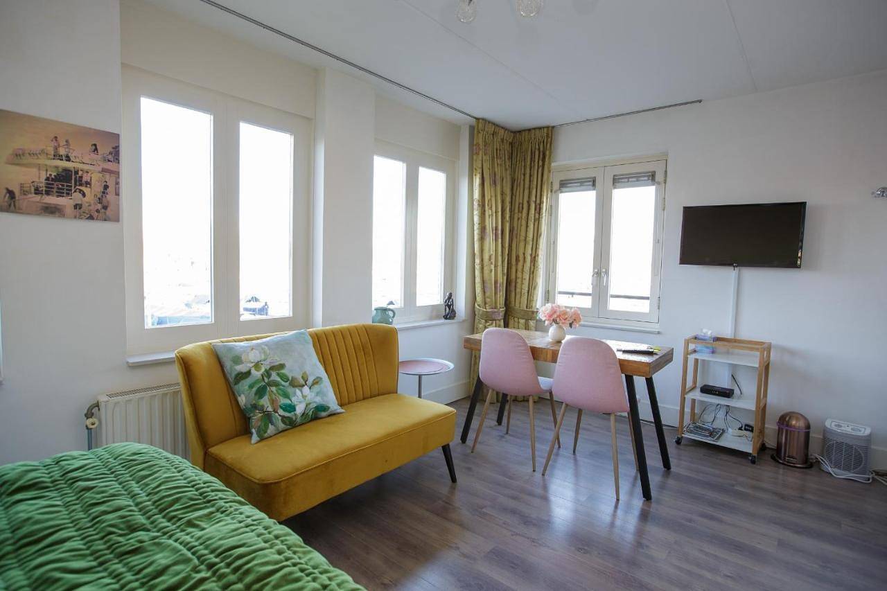 El Puerto Bed and Breakfast in Hoorn, Markermeer
