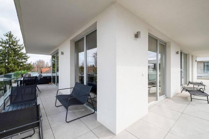 Ferienwohnung für 6 Personen, mit Terrasse und Whirlpool sowie Sauna in Balatonlelle - 4