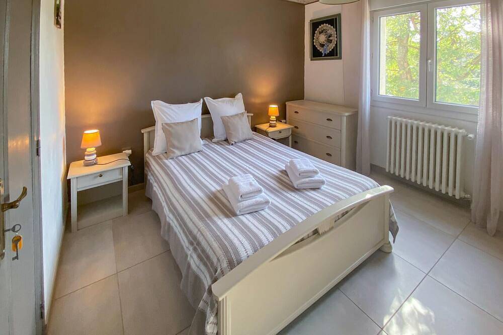 2 bedroom stunning home in Sorgues in Sorgues, Vaucluse