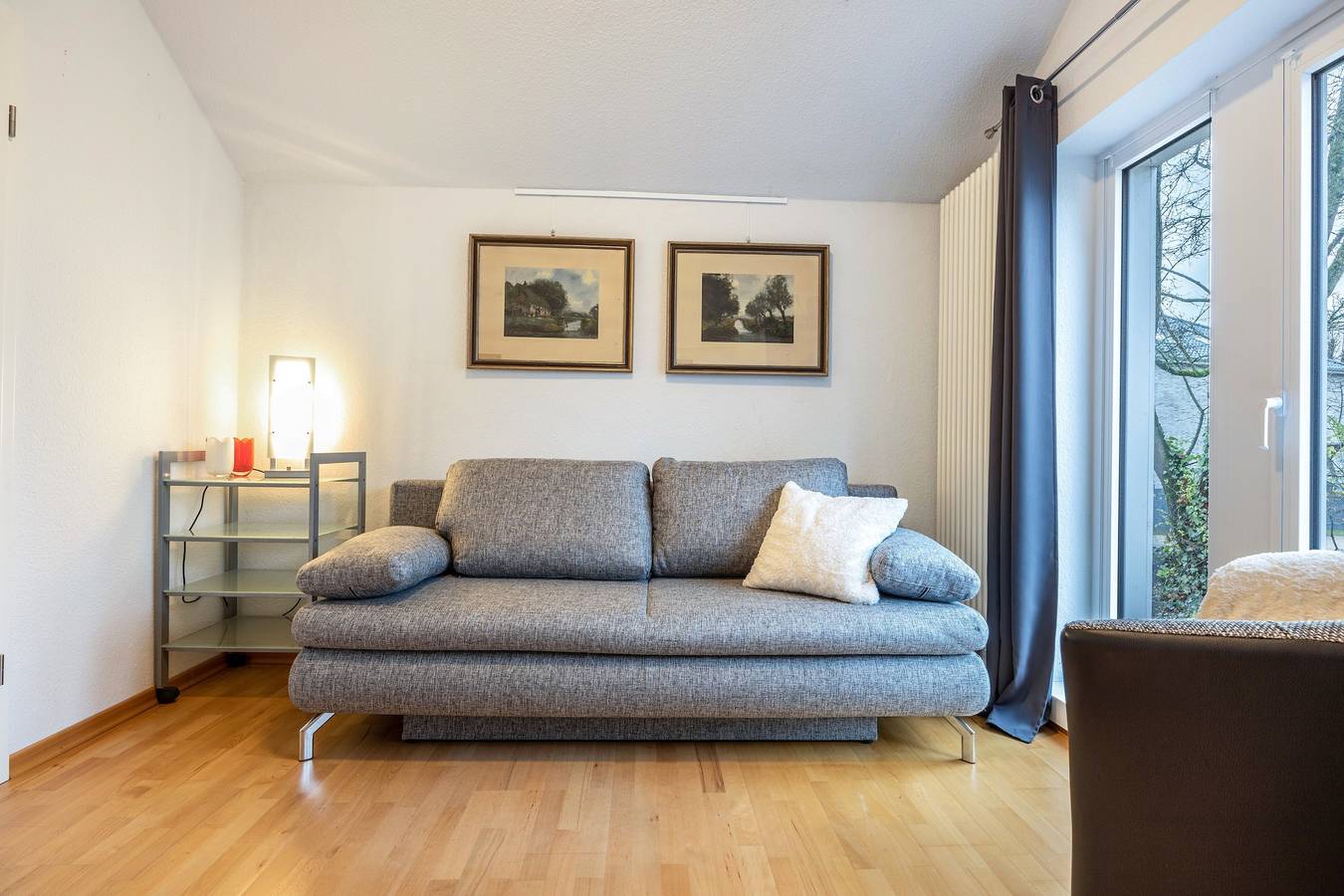 Ganze Wohnung, Ferienwohnung 'Alter Laden' mit Privatterrasse, Gemeinschaftsgarten und Wlan in Nienstädt, Landkreis Schaumburg