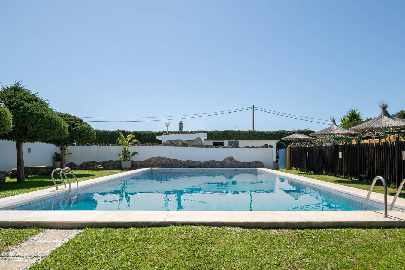 Ferienhaus 'De Campo' mit Gemeinschaftspool, Wlan und Klimaanlage in Playa El Palmar, Vejer de la Frontera