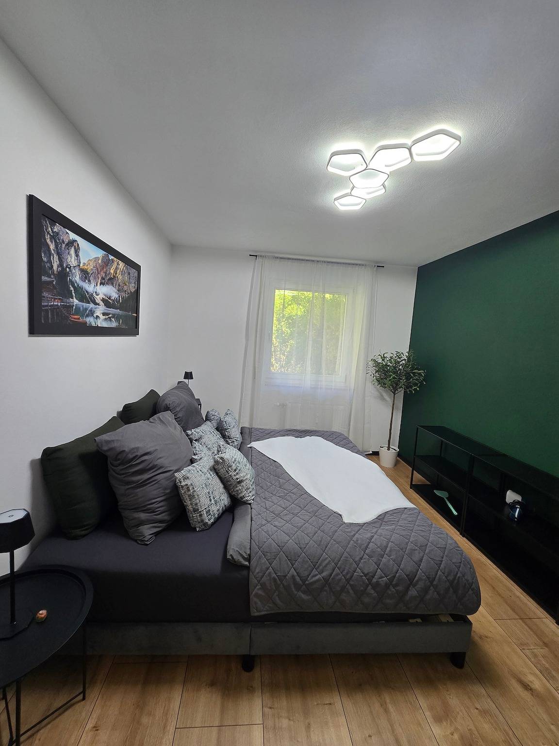 Appartement entier, Appartement Lake Loft Salzburg – Jardin privé, animaux admis & Wi-Fi in Seeham, Bezirk Salzburg-Umgebung