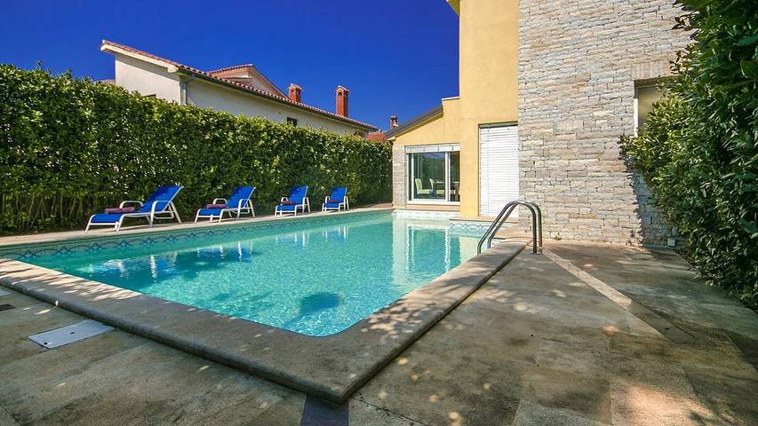 Ferienhaus mit Meerblick für 10 Personen, mit Garten und Pool sowie Terrasse in Poreč - 3