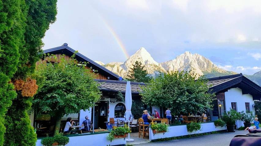 BnB für 3 Personen, mit Ausblick und Terrasse sowie Garten in Lermoos - 4