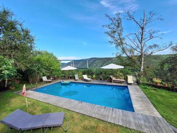 Hütte für 4 Personen, mit Terrasse und Garten, kinderfreundlich an der Mosel
