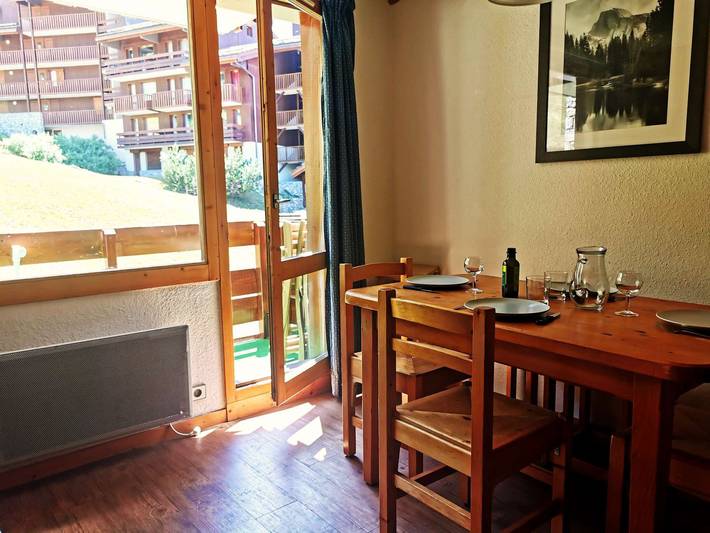 Appartement de vacances entier, Le Cheval Blanc D15 - Joli 2 pièces, balcon plein sud coté pistes in Valmorel, Les Avanchers-Valmorel