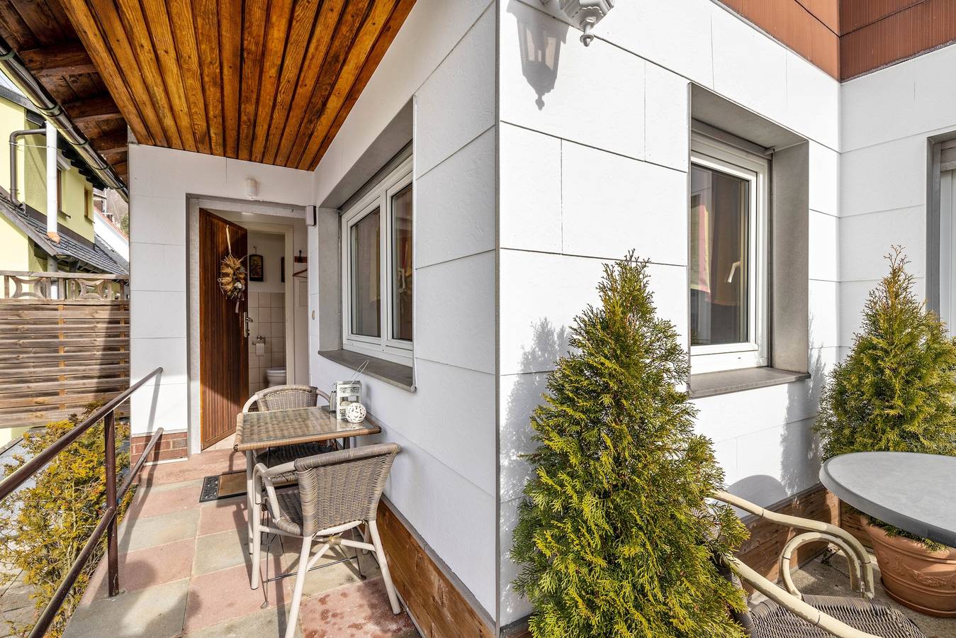 Ganzes Studio, Einzimmerapartment 'Behrens-Reinke' mit privater Terrasse, Gemeinschaftsgarten und Wi-Fi in Albstadt, Neckar-Alb