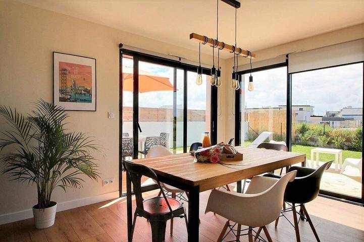 Location de vacances pour 6 personnes, avec jardin et terrasse, animaux acceptés dans Le Dossen