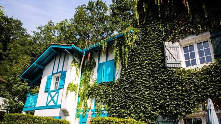 Gîte pour 5 personnes, avec jardin, animaux acceptés à La Bastide-Clairence