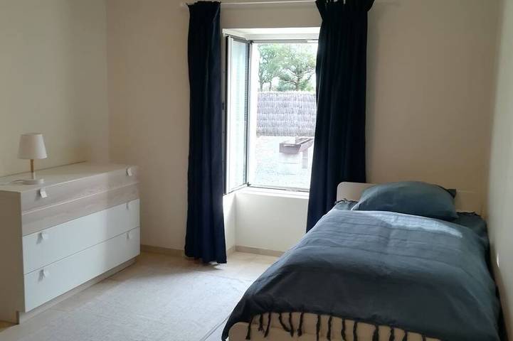 Agriturismo pour 8 personnes, avec jardin à Le Vigeant