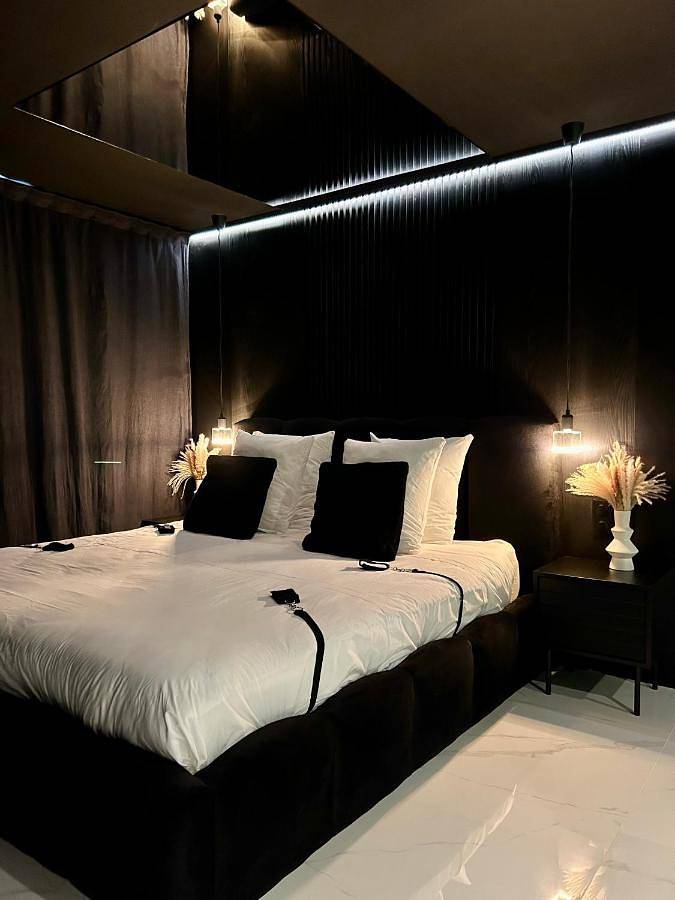 Gîte pour 2 personnes, avec jacuzzi à Salon-de-Provence - 2