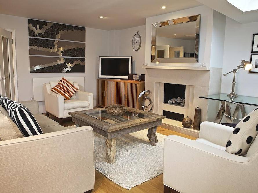 Entire apartment, Diddly Squat, 43 Dart Marina in Dartmouth, Devon