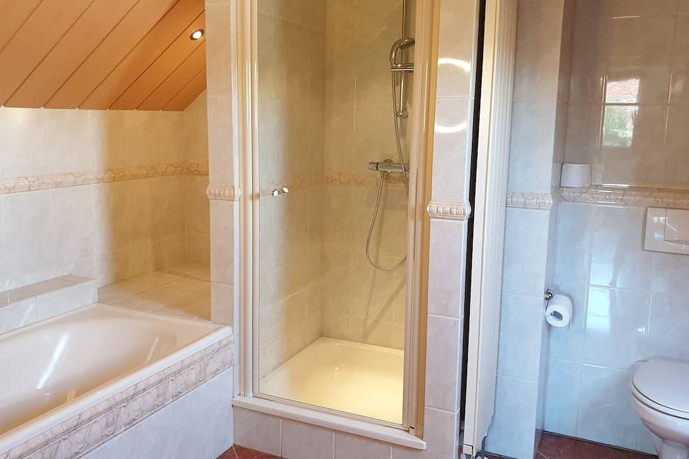 Very spacious and cosy holiday home in Venlo, Limburg (Niederlande)