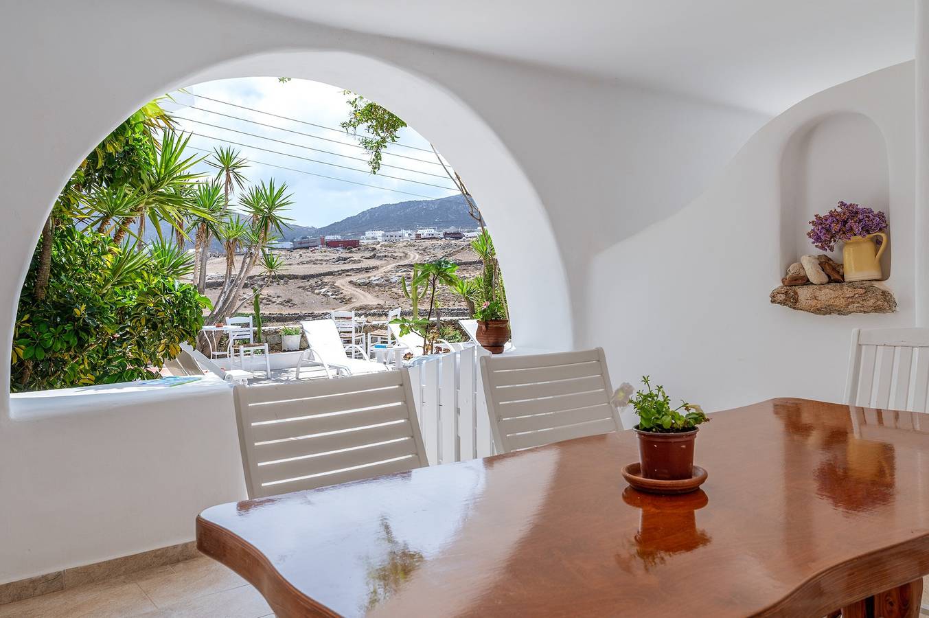 Casa de vacaciones 'Afroditi Ftelia Yasemi B' con vistas a la montaña, Wi-Fi y aire acondicionado in Mykonos