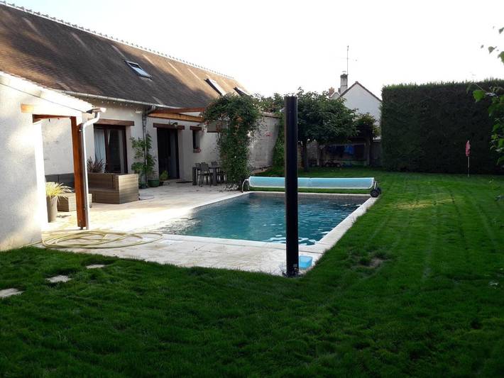 Villa pour 8 personnes, avec piscine et terrasse