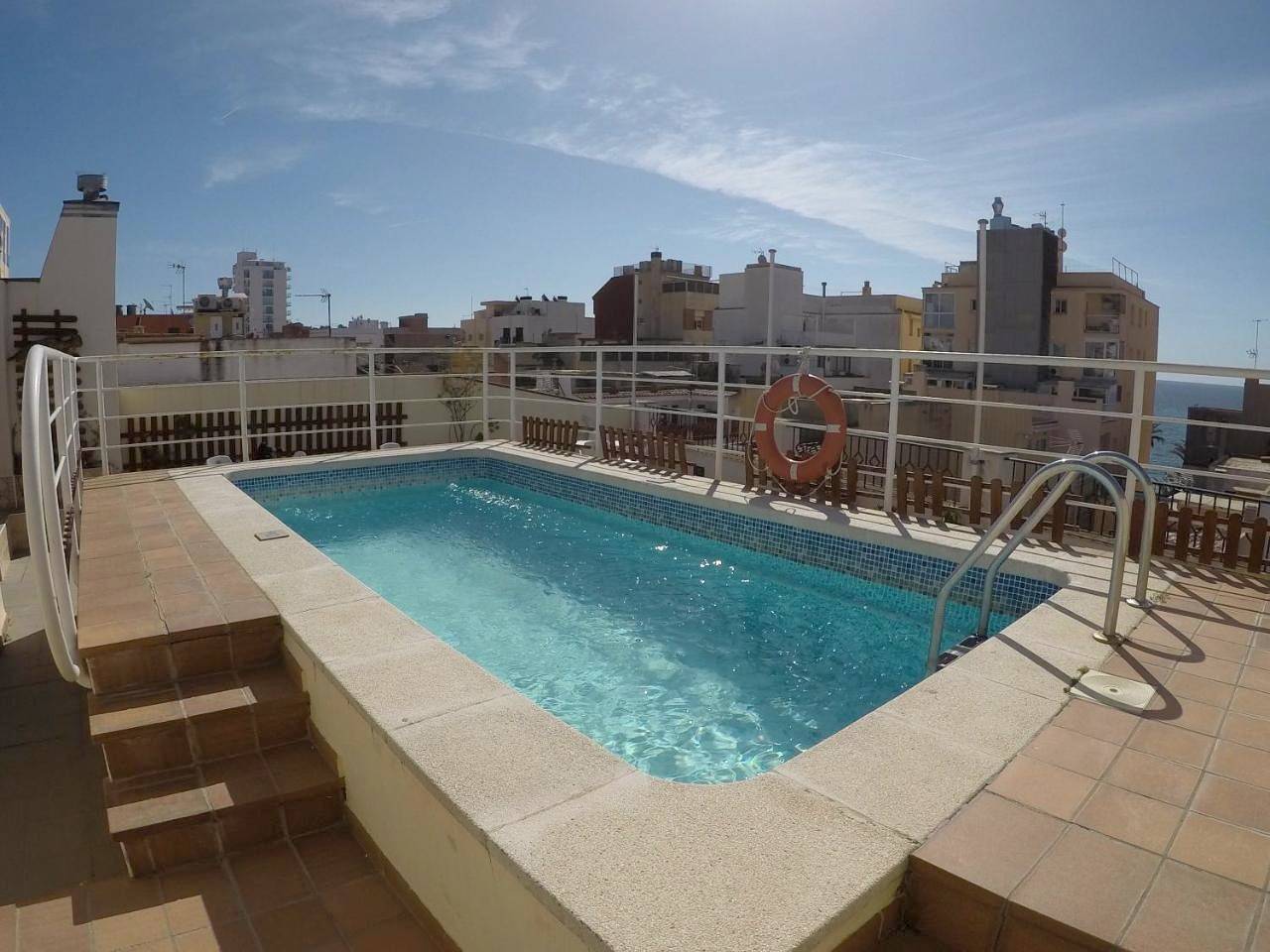 Maison d’hôte pour 10 personnes avec piscine in Central Lloret de Mar, Lloret de Mar