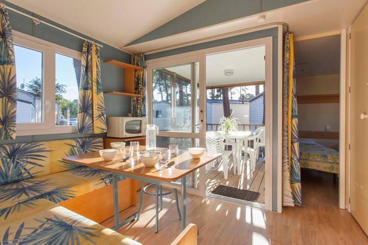 Parc de vacances pour 7 personnes, avec Terrasse et Jardin en Charente-Maritime