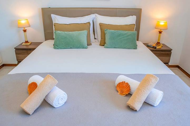 Retreat w/ heatable pool & Bbq in Boliqueime, District de Faro