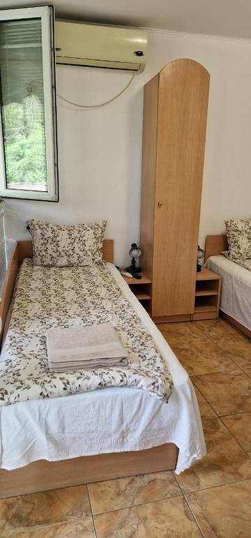 Maison d’hôte pour 2 personnes, avec jardin et vue dans Veliko Tarnovo