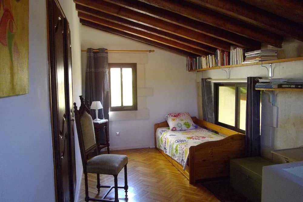 Casa con encanto en el centro histórico de Villeneuve-lès-Avignon. in Villeneuve-lès-Avignon, Region de Nimes