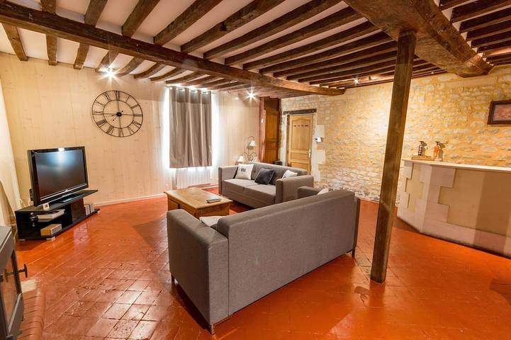 Location de vacances pour 10 personnes, avec jardin et terrasse à Mosles