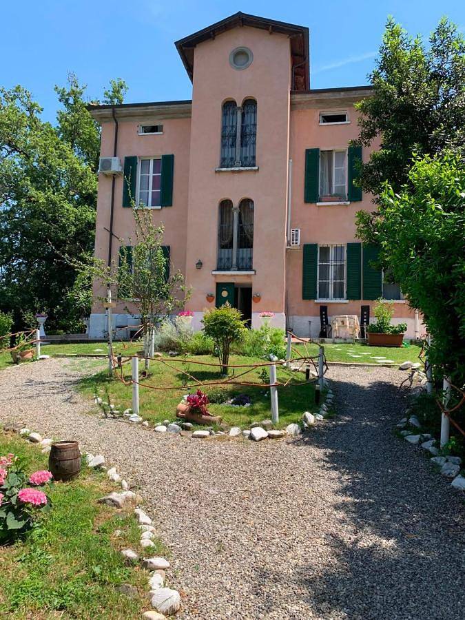 Notte Rosa Suites & Relax in Fornoue, Apennin Parmensan