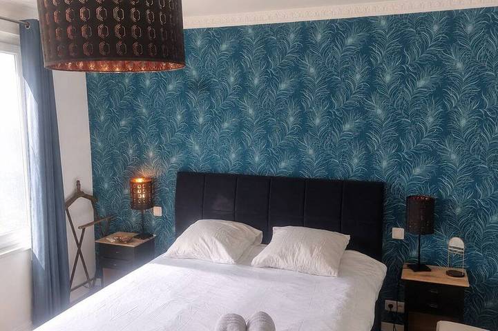 Maison 8p avec jardin, 2 salons & parking in Sainte-Geneviève-des-Bois, Essonne